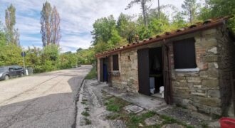 Annex with 2 hectares of land