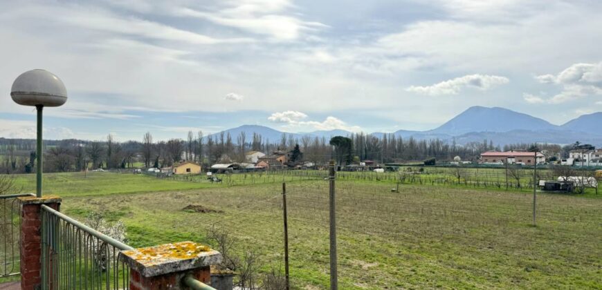House”Door of Montone”