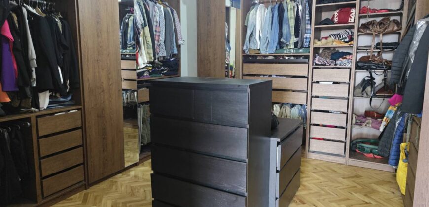 Three-family villa “Il Limone”