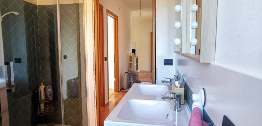 Three-family villa “Il Limone”