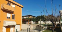 Three-family villa “Il Limone”