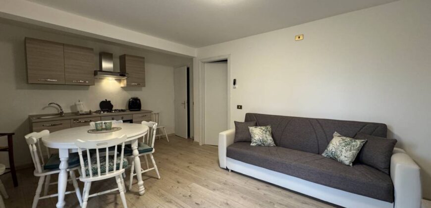 Delightful apartment in Candeleto