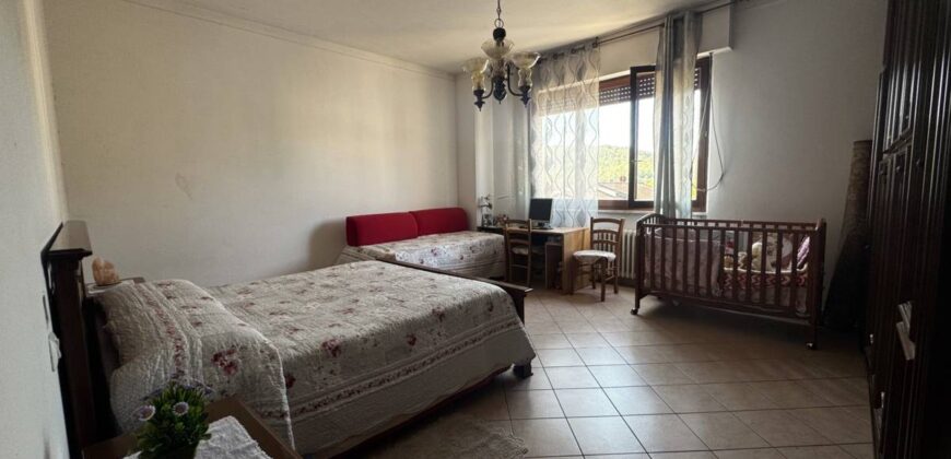 “Appartamento luminoso con terrazzo”