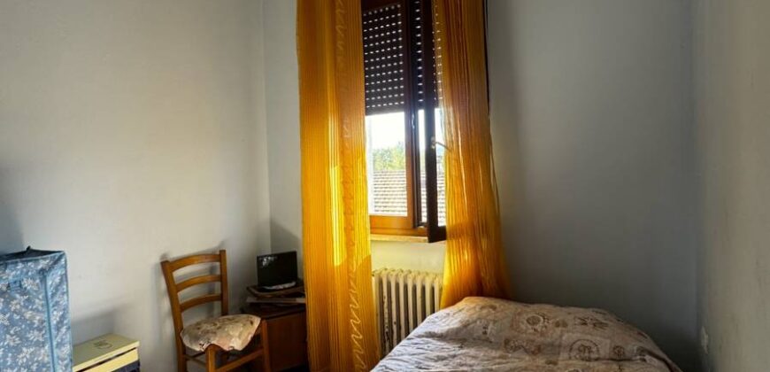 “Appartamento luminoso con terrazzo”