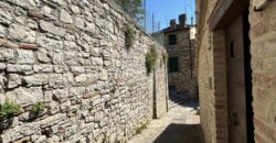 “Porta Libera Rustic Home”
