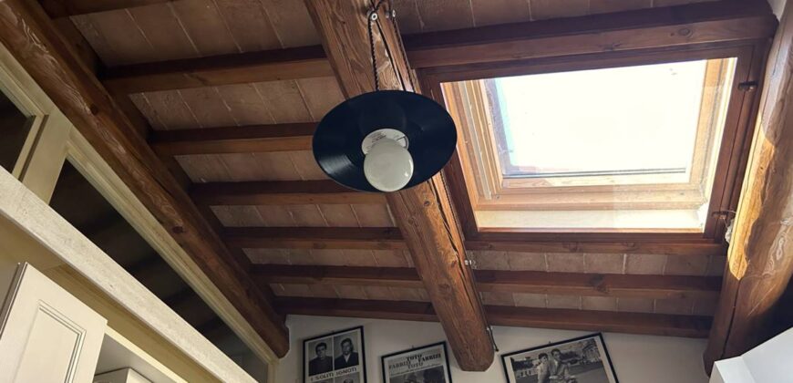 “Porta Libera Rustic Home”