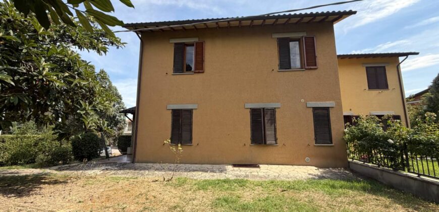 “Semi-detached villa in Todi”