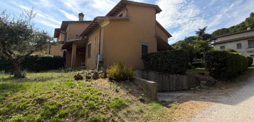 “Semi-detached villa in Todi”